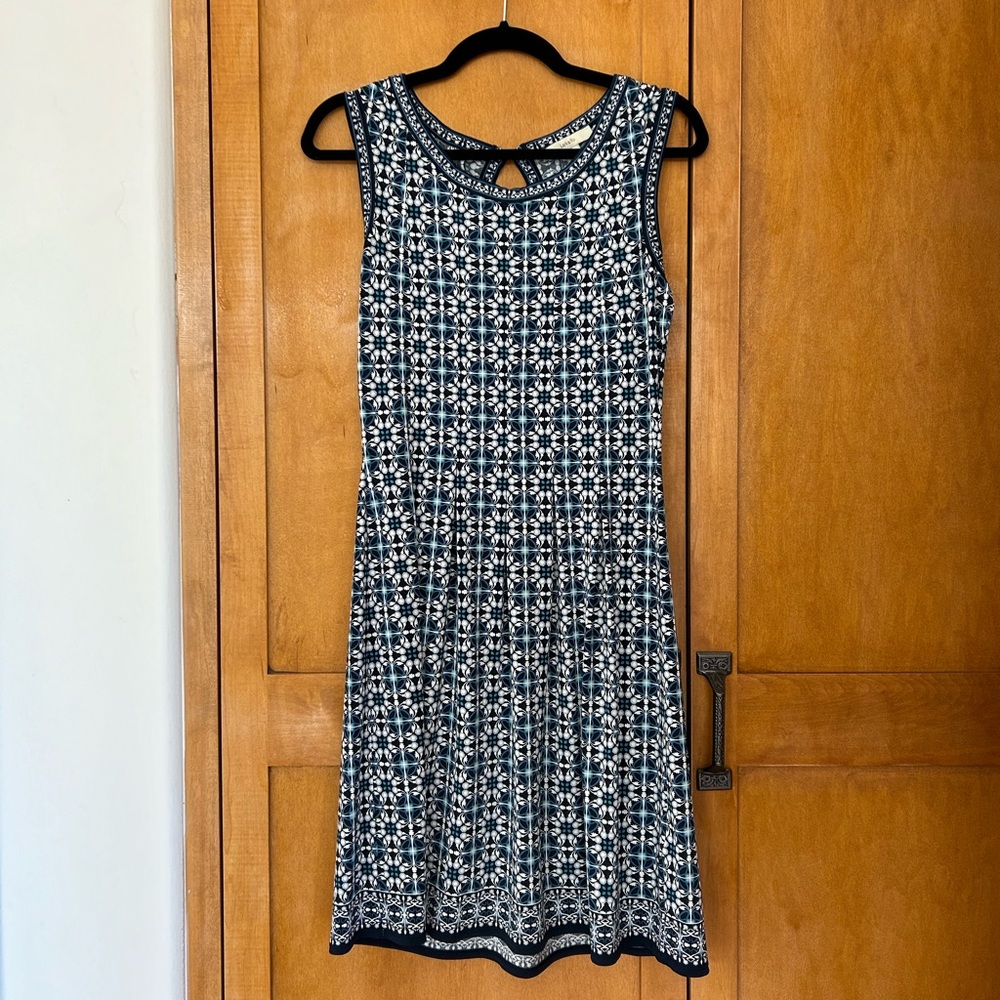 Blue and white swingy block print dress size xsmall